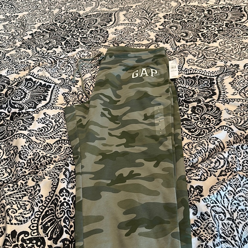 Gap sweatpants